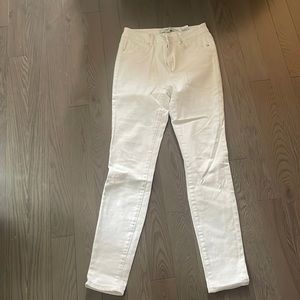 Women’s jeans